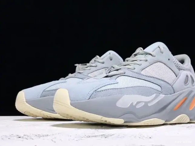 hype EQ7597 Adidas 700 Yeezy Boost Inertia